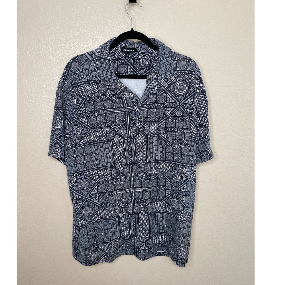 Express‎ Mens Geometric Patterned Short Sleeve Shirt XL Polo Cotton Blend Collar